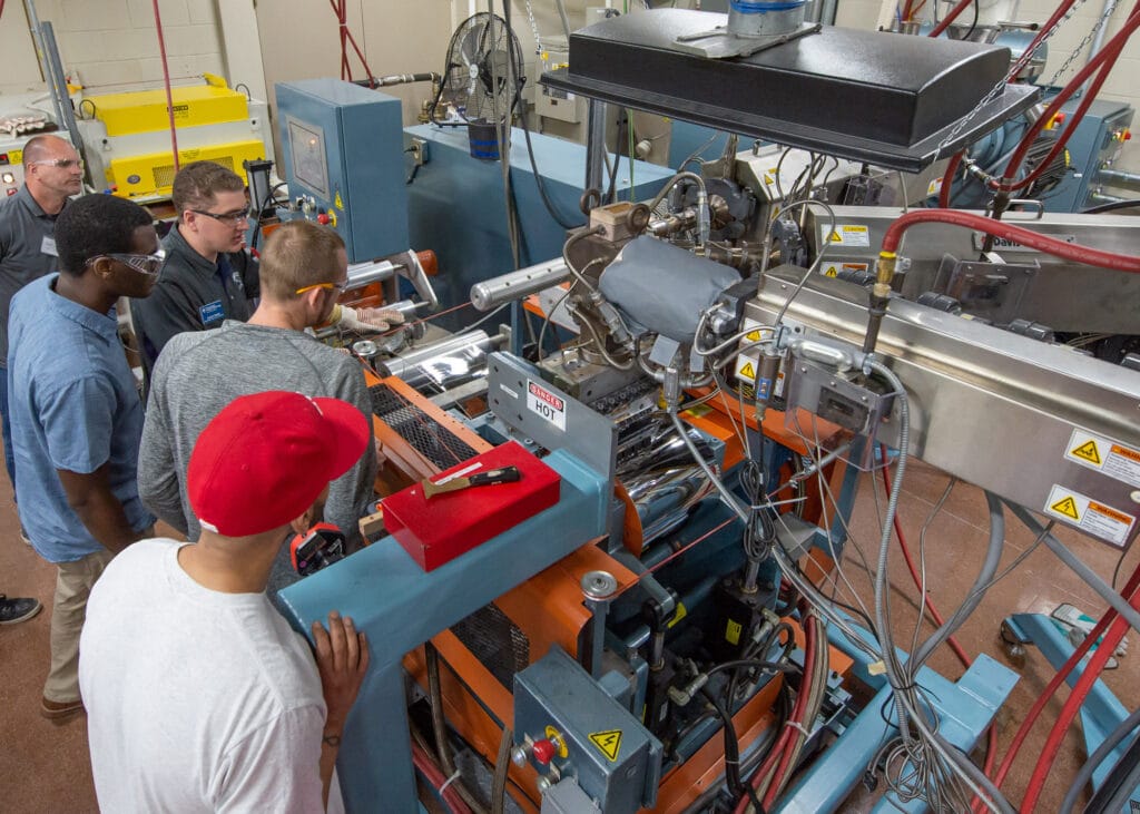 Operator - Plastic Extrusion Machine